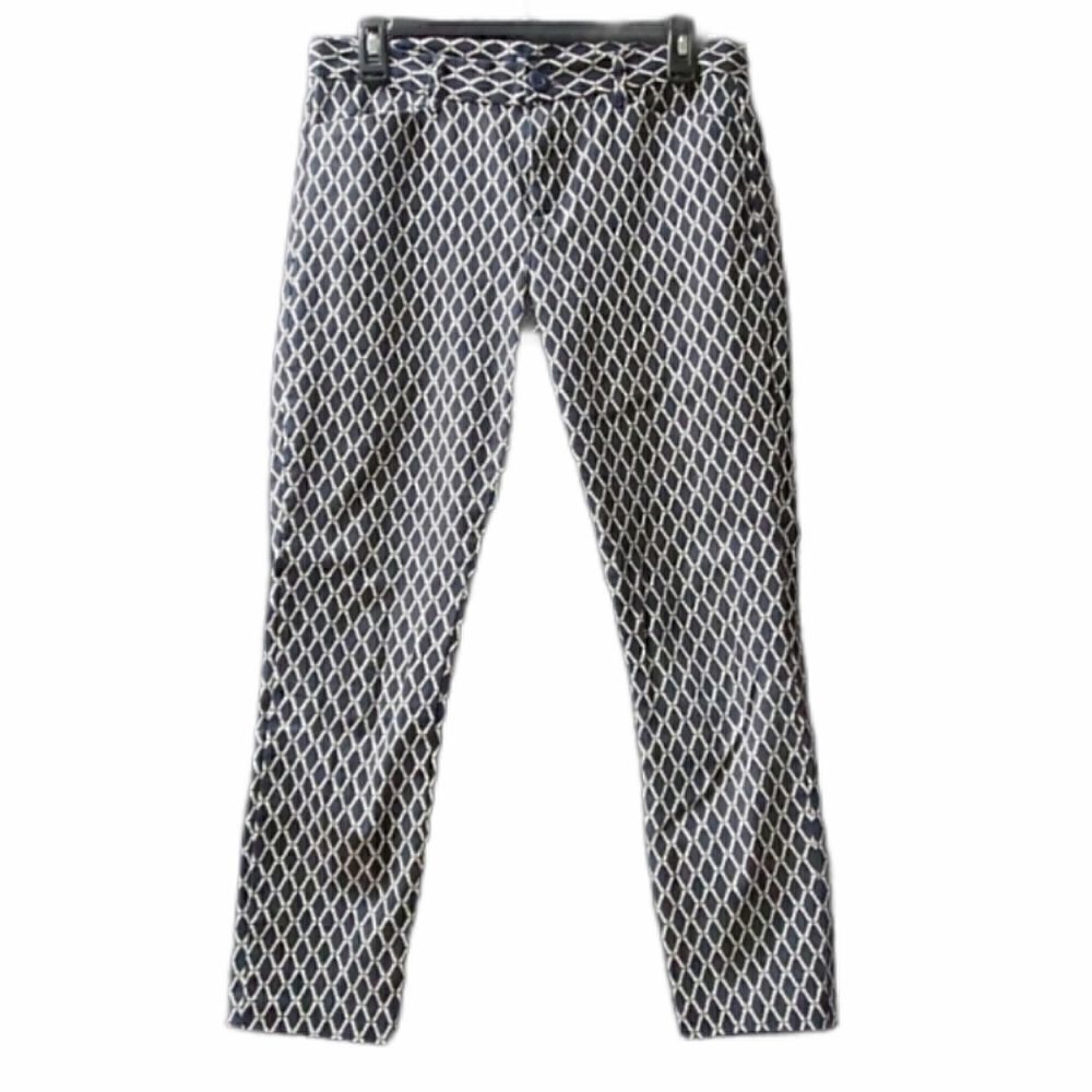 GAPāSLIMā
CITYĀ DIAMONDāPATTERNEDāCAPRIS - Picture 1 of 4